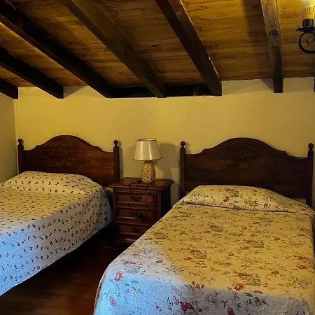 Caseron De Pontigu Nyaraló *